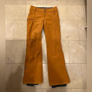 New Dakine Women's Inverness Softshell Snowboard Pants Medium Ginger Brown